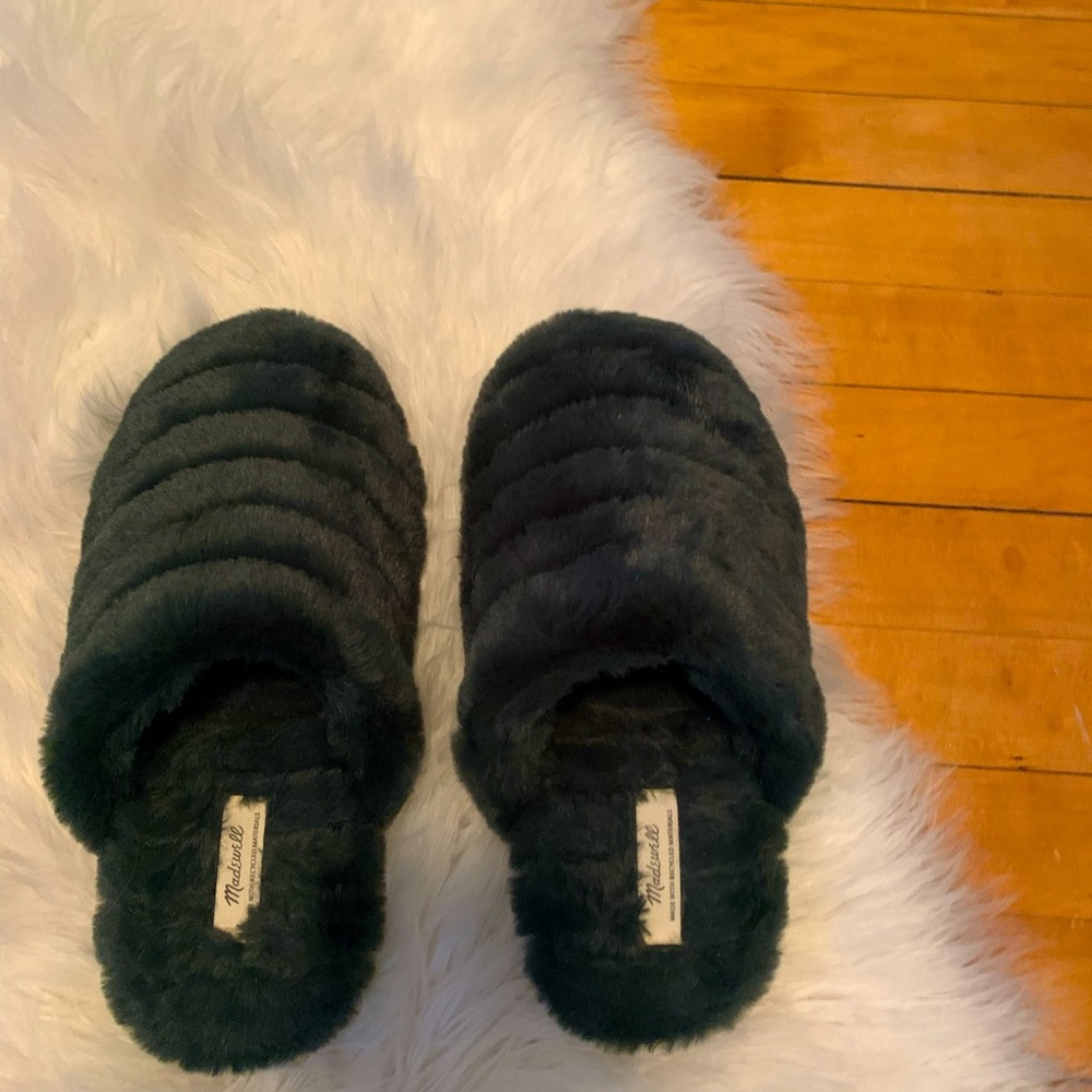 NIB green Madewell slippers size 9